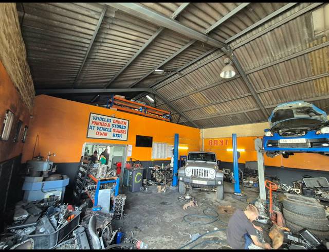 385M² WAREHOUSE TO LET IN ELSIES RIVER INDUSTRIAL